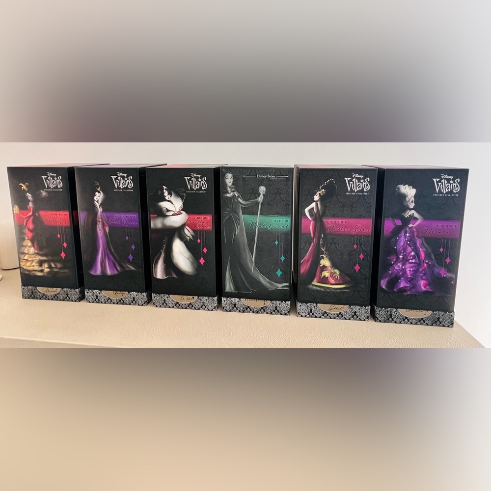Disney Villains Deluxe Complete Collection of 6